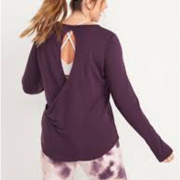 Old Navy Women's Deep Purple Long Sleeve Sweatshirt with Cut Out Back - Picture 1 of 5